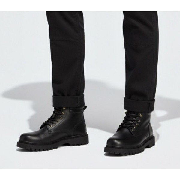 Blackout Grip Boot